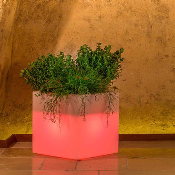 Harz-Blumentopf Cube Eckig H40 Rote Lampe 40x40Cm main product photo